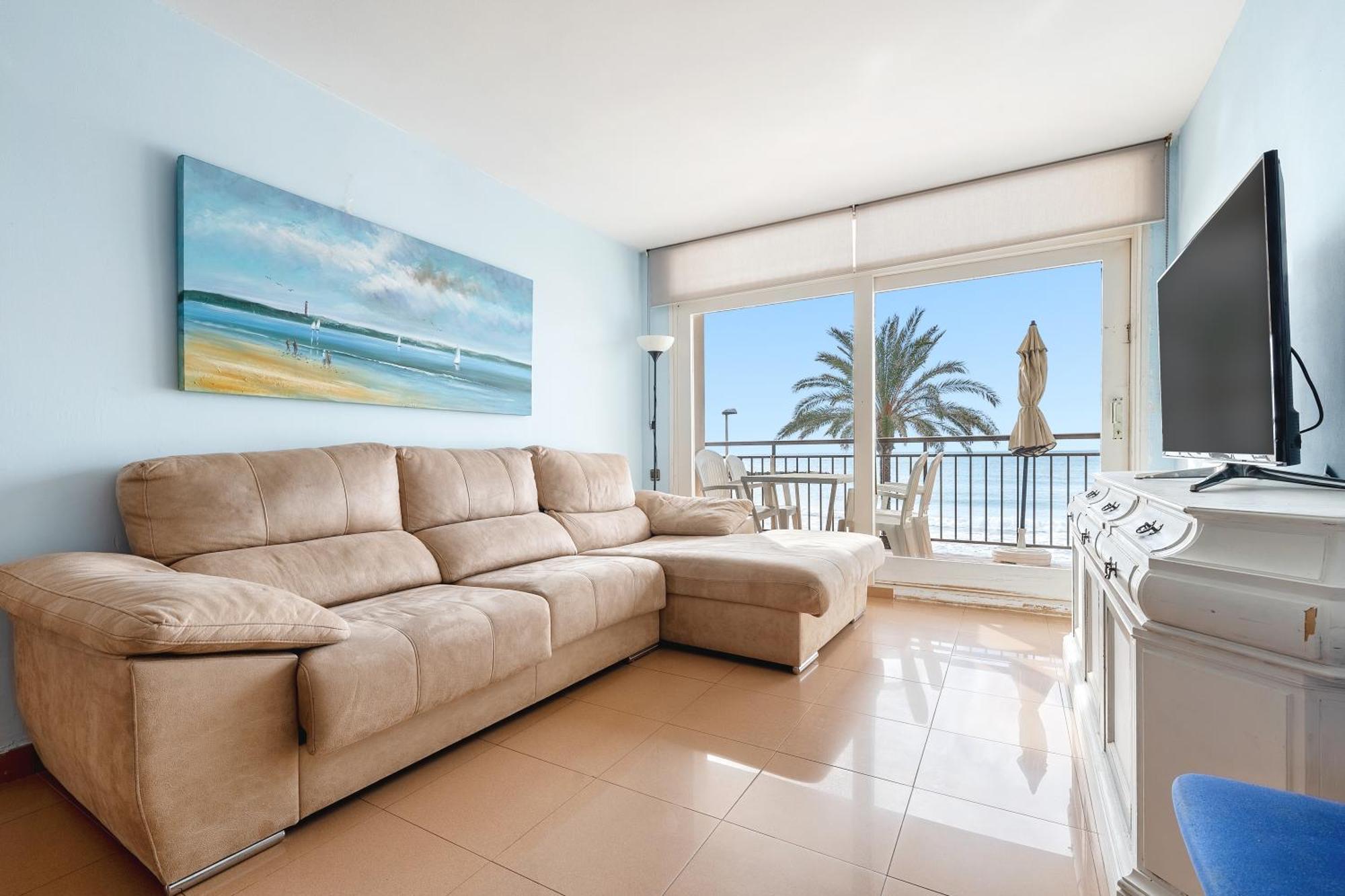Playa Primera Linea Cunit Exterior photo