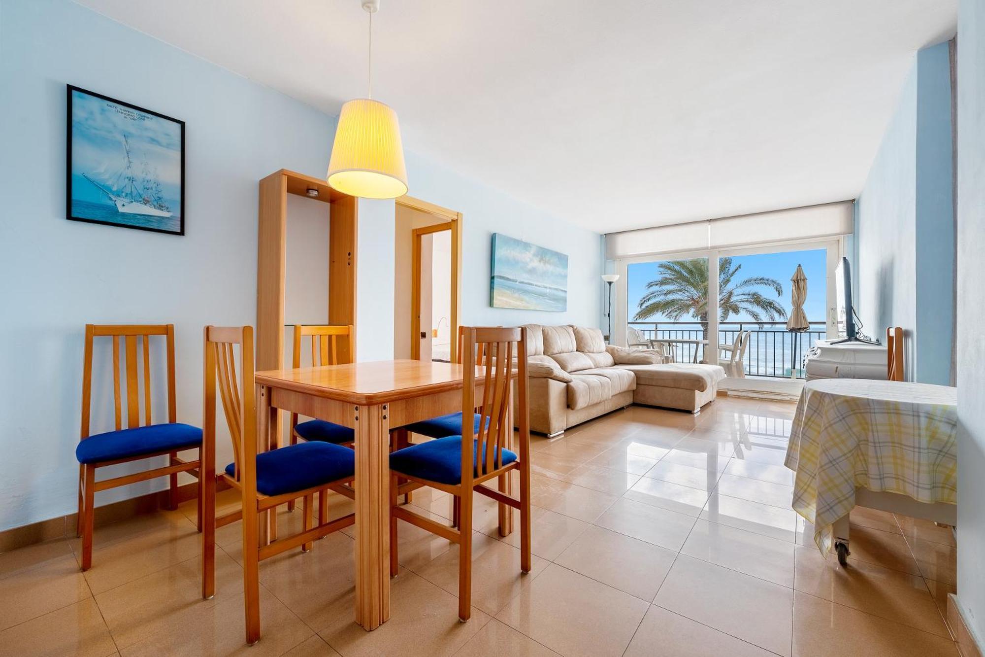 Playa Primera Linea Cunit Exterior photo